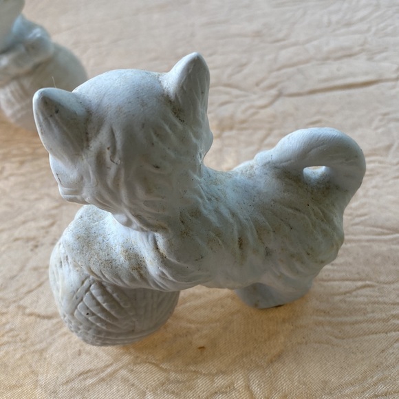 J.S.N.Y Vintage Cat Figurines - Picture 2 of 3